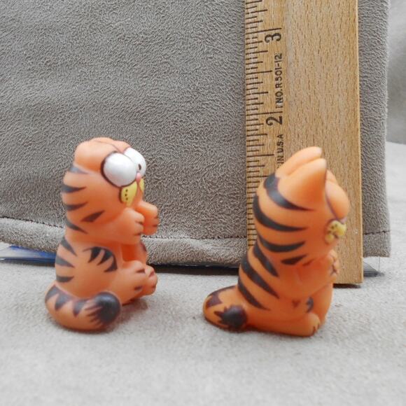 Vintage Two Garfield the Cat Pencil Topper Lot Hong Kong 1980s Retro - Picture 5 of 8